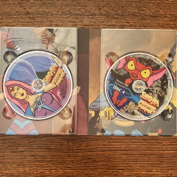 She-Ra Princess of Power DVD Boxed Set - Picture 3 of 11